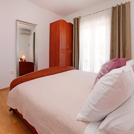 Apartmán Sunshine Doda - Three Bedroom With Balcony And Sea View *