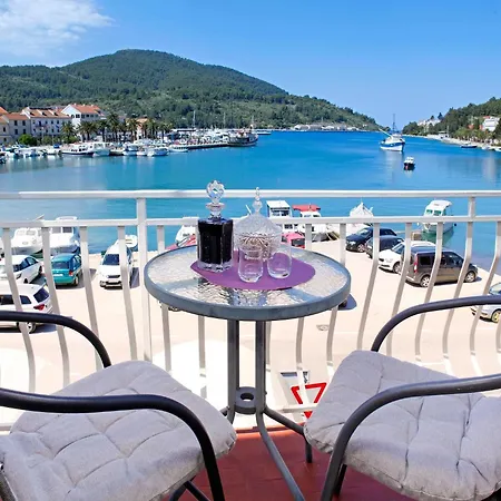 Sunshine Doda - Three Bedroom With Balcony And Sea View