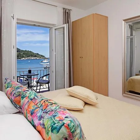 Sunshine Doda - Three Bedroom With Balcony And Sea View